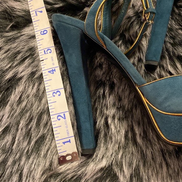 Gucci Teal/Gold suede heels 8 - Picture 3 of 9